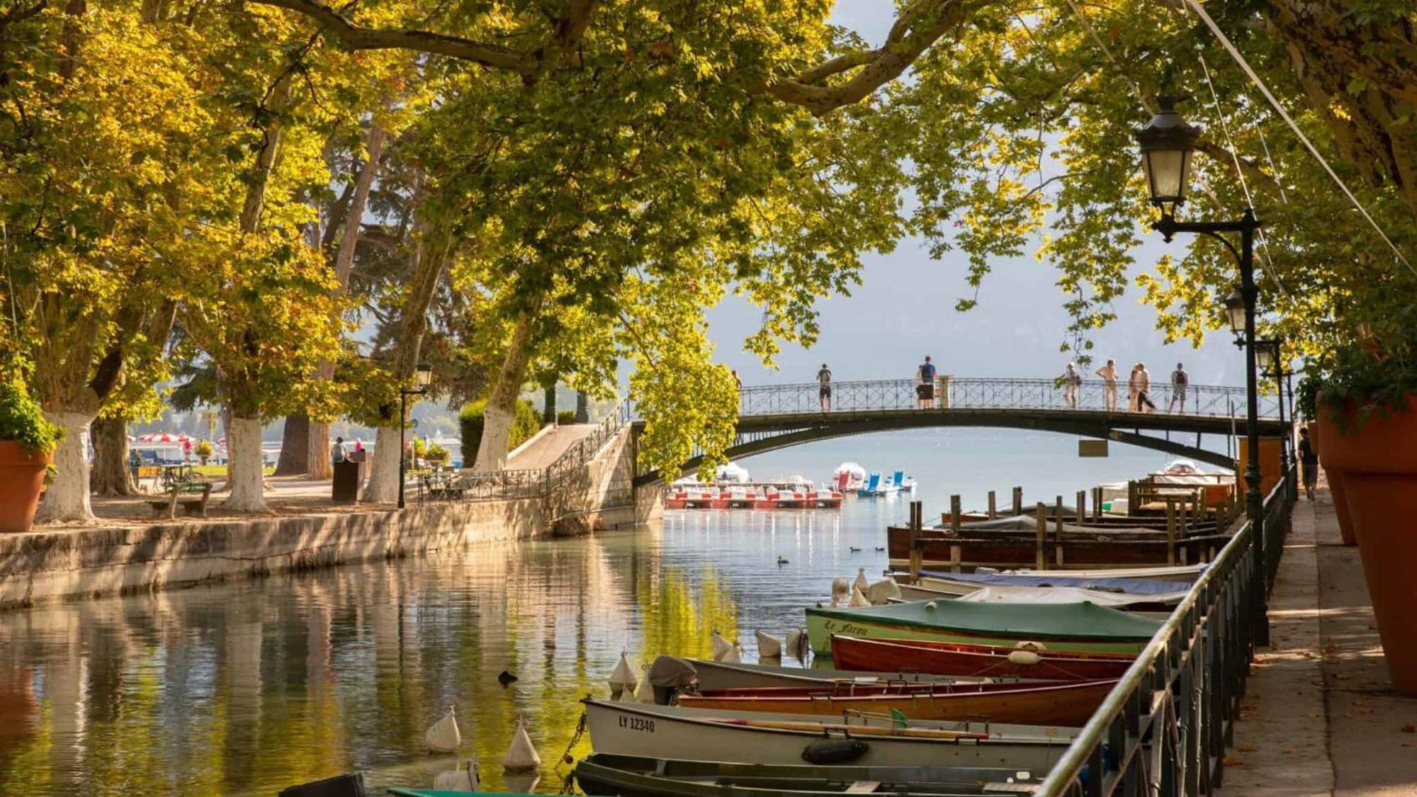 Apartment La Legende, 2 Pieces Avec Parking Prive Gratuit Pres Du Annecy