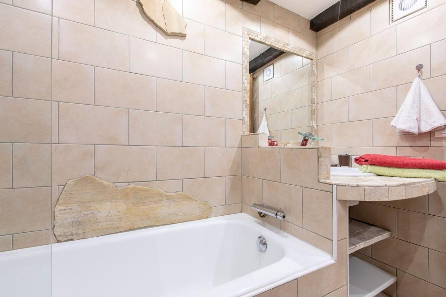 & Castle - Au Pied Du Chateau D'annecy Apartment *