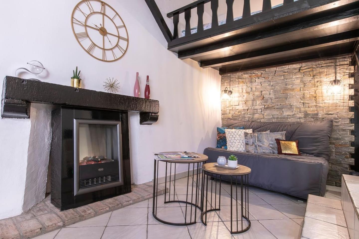 Apartment & Castle - Au Pied Du Chateau D'annecy Annecy