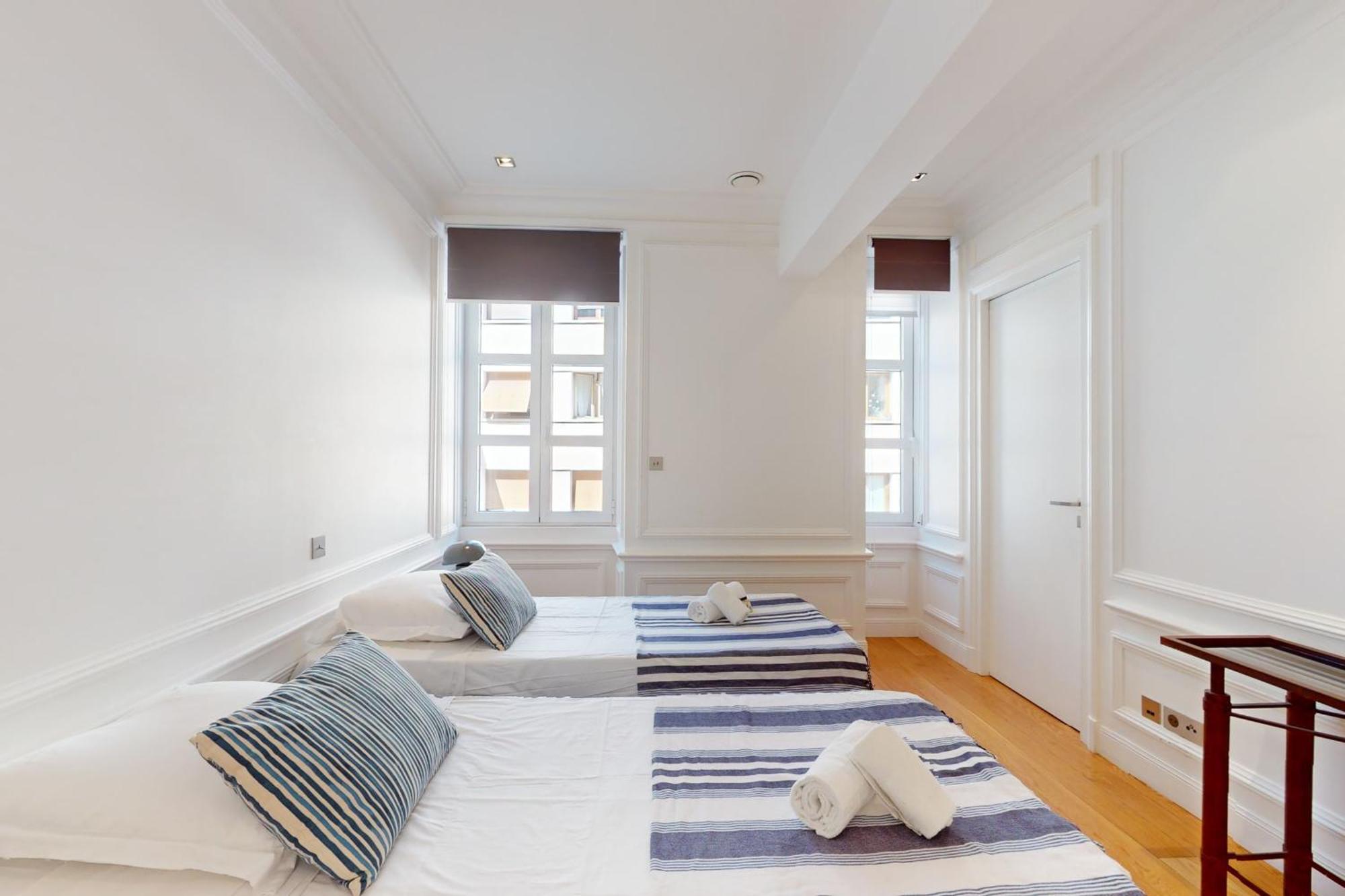 Le N 10 - Of 200 Sqm With Patio Of 35 Square Meters In Old Town *