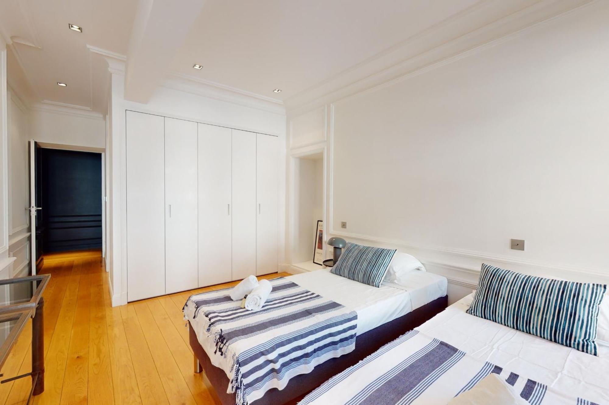Le N 10 - Of 200 Sqm With Patio Of 35 Square Meters In Old Town *