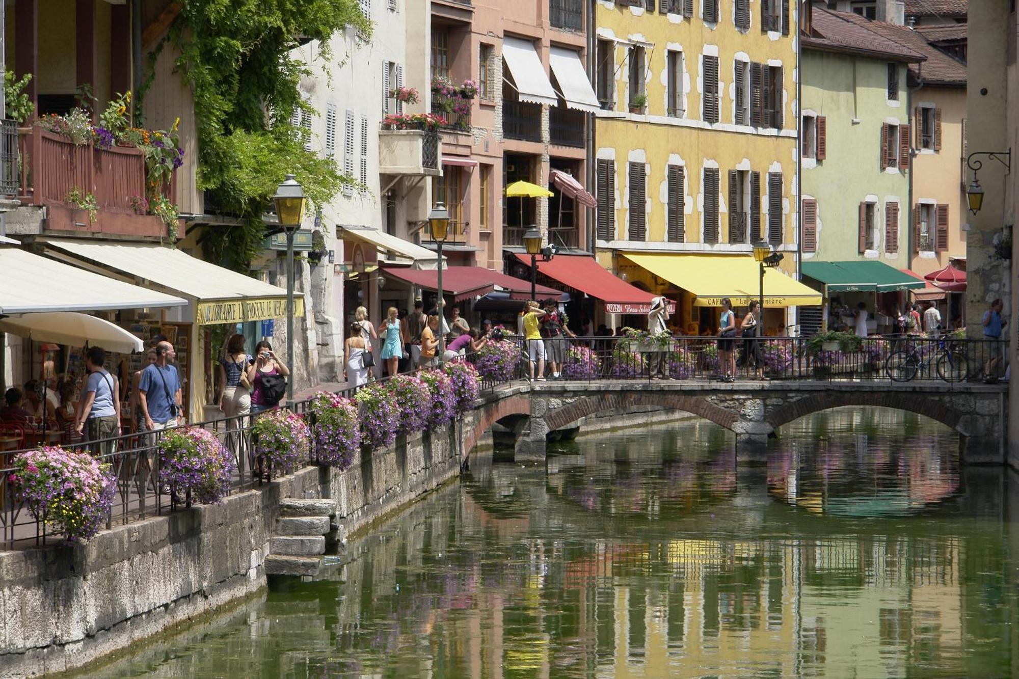 La Marmotte: 2 Persons, Center And Lake, 3* Apartment Annecy