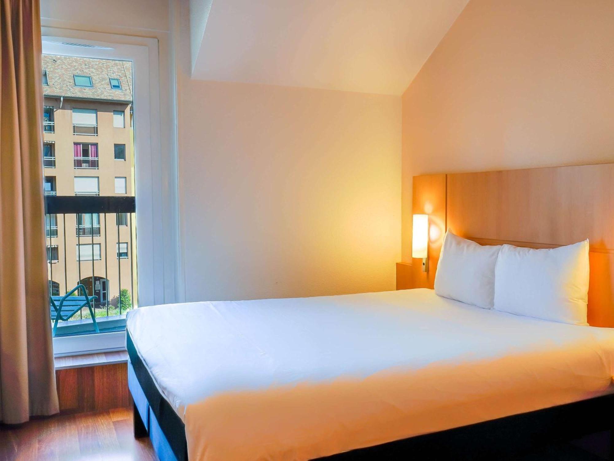 Ibis Centre Vieille 3*