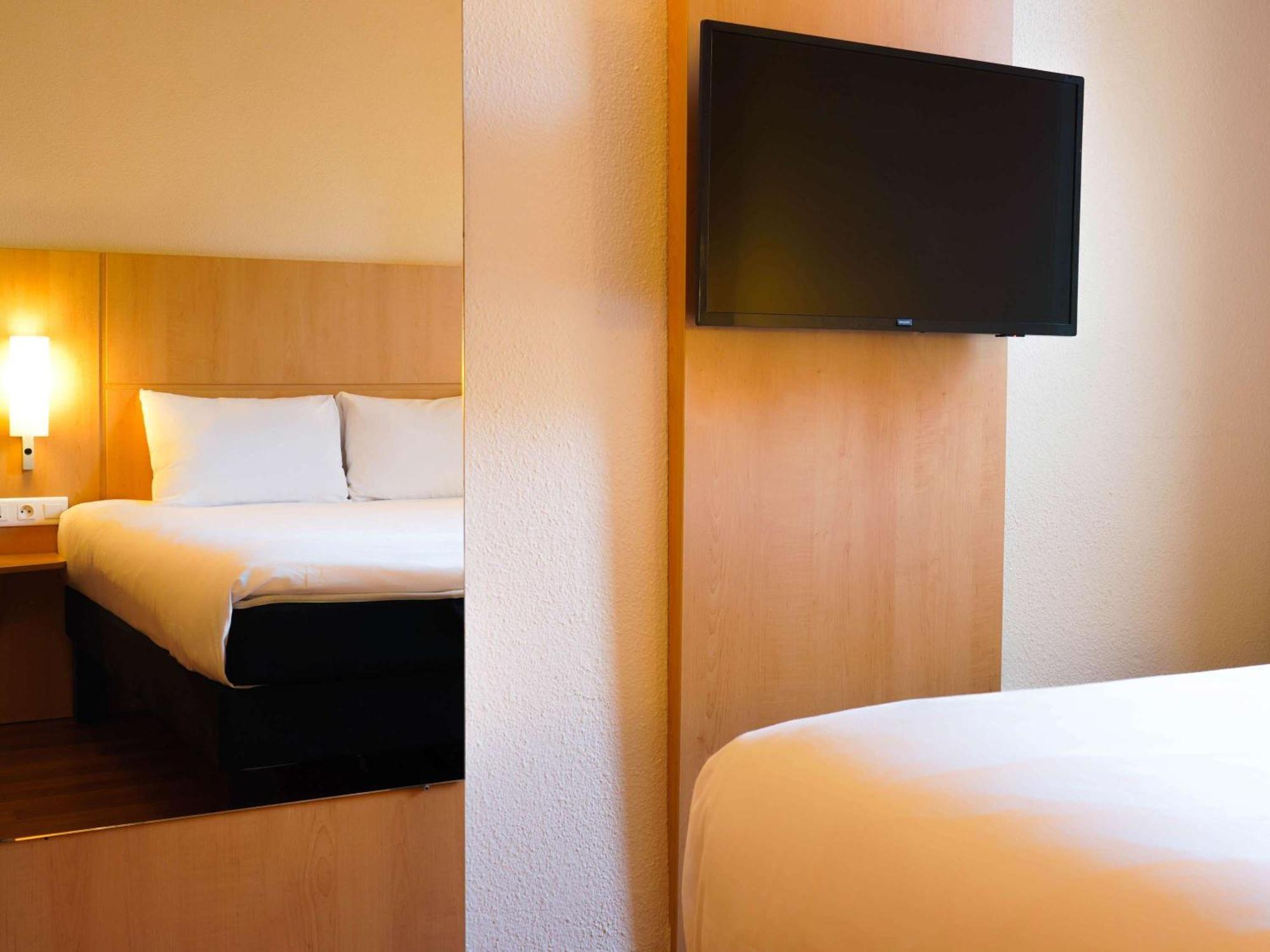 Ibis Centre Vieille Hotel