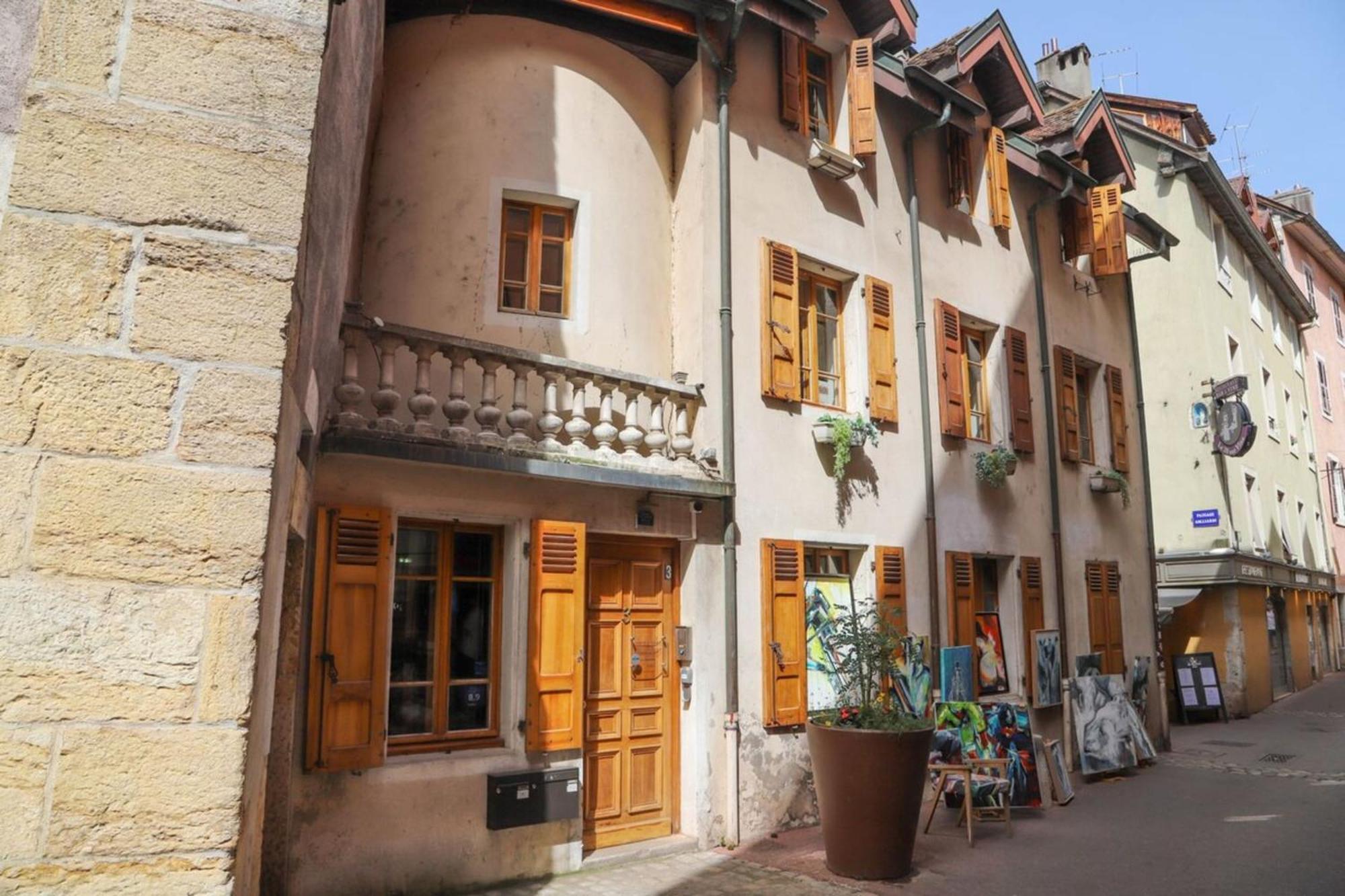'la Maison' City House In The Historic Apartment