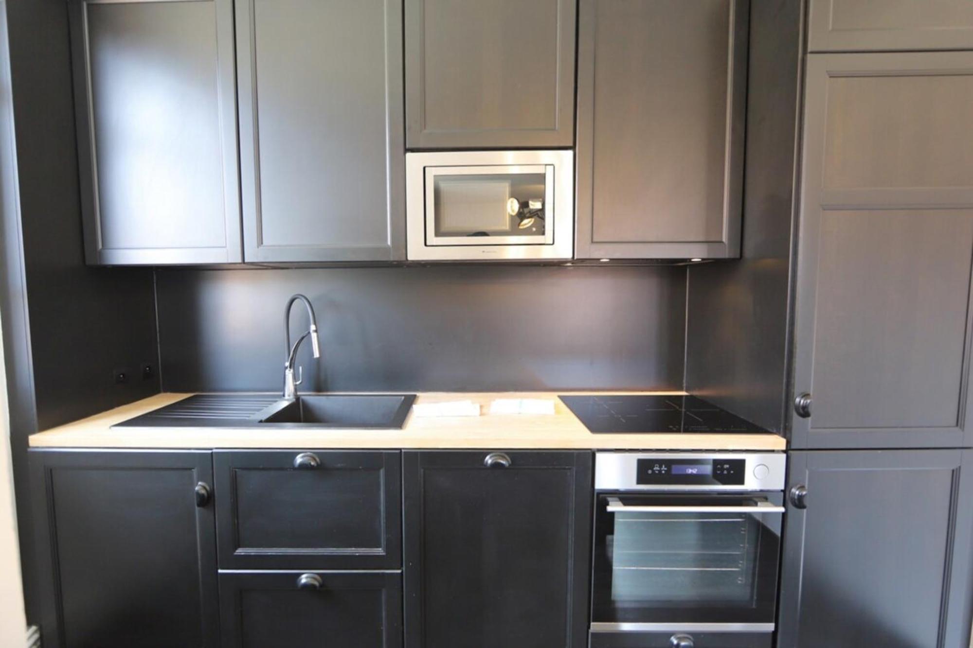 2 Bd With Sauna In The Center Of Apartment