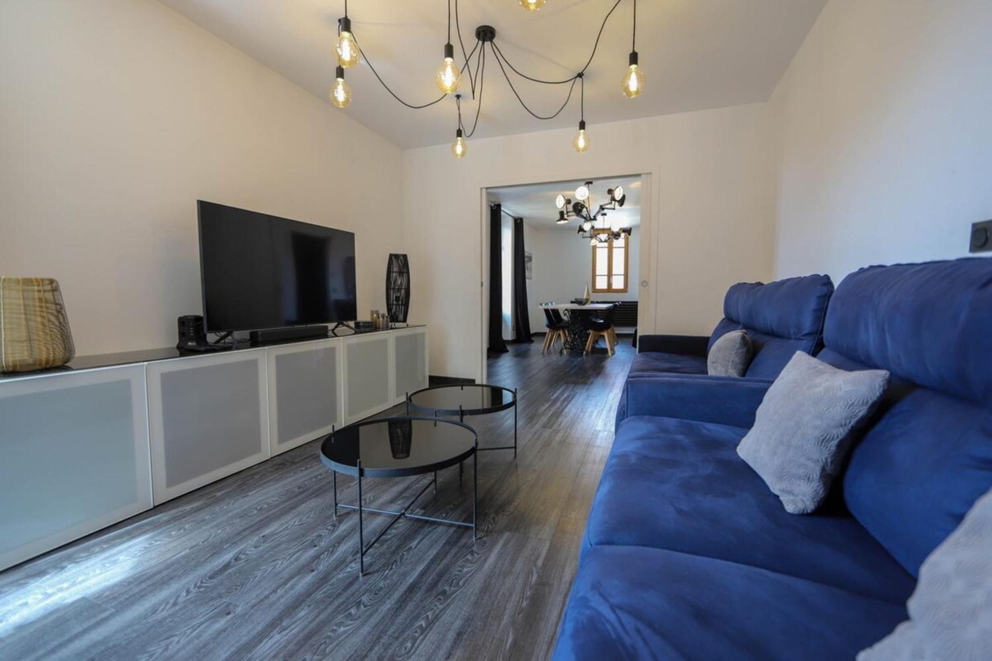 Apartment 2 Bd With Sauna In The Center Of *