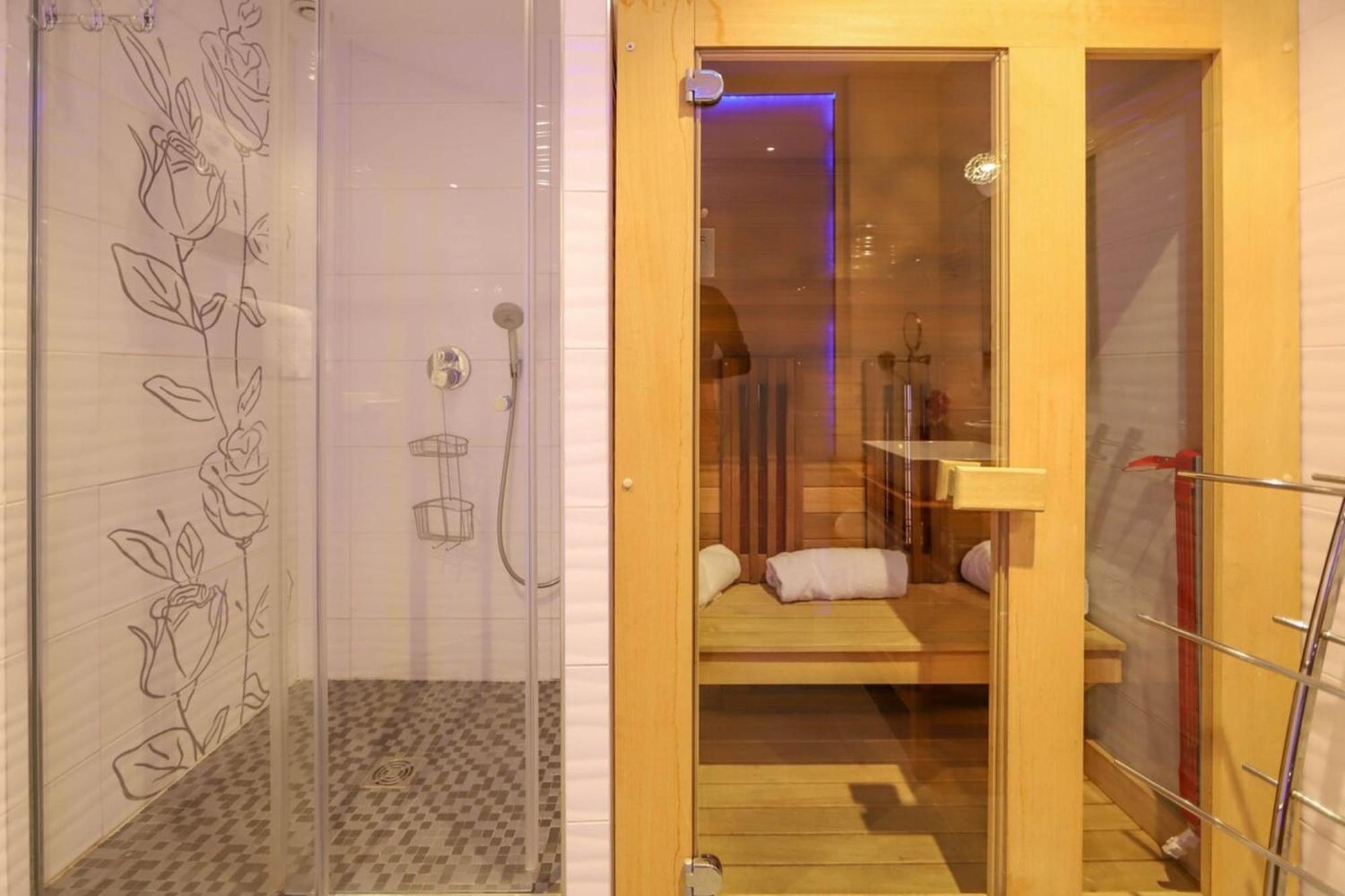 L'isle - Lofts & Lakes Certified 5-stars