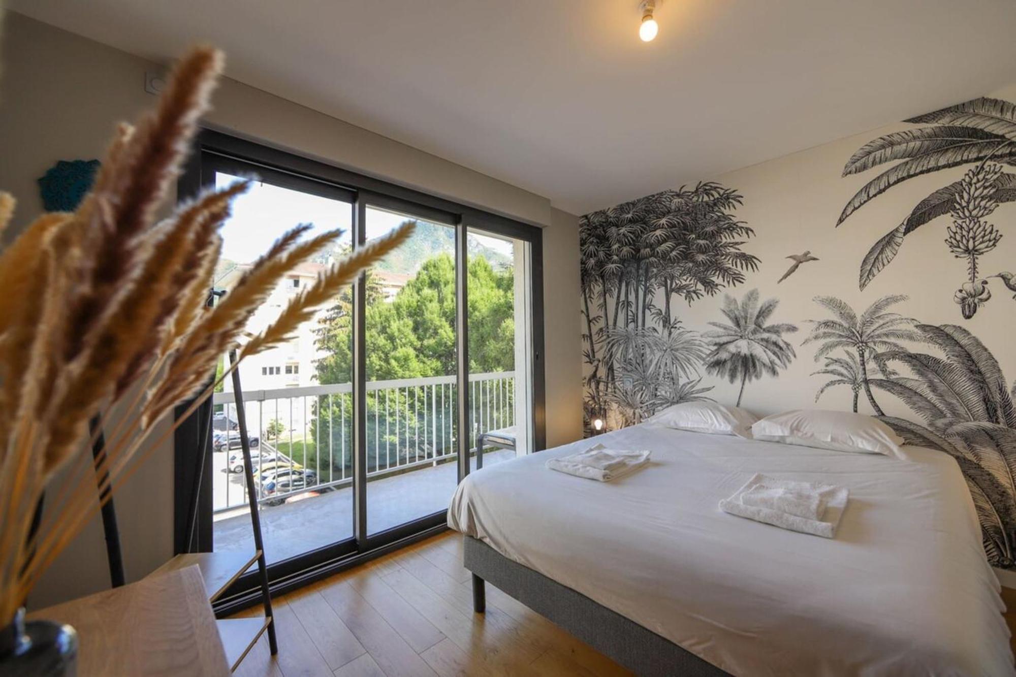 Appartement Le Superbe - T4 Avec Parking A 5 Min Du - 4