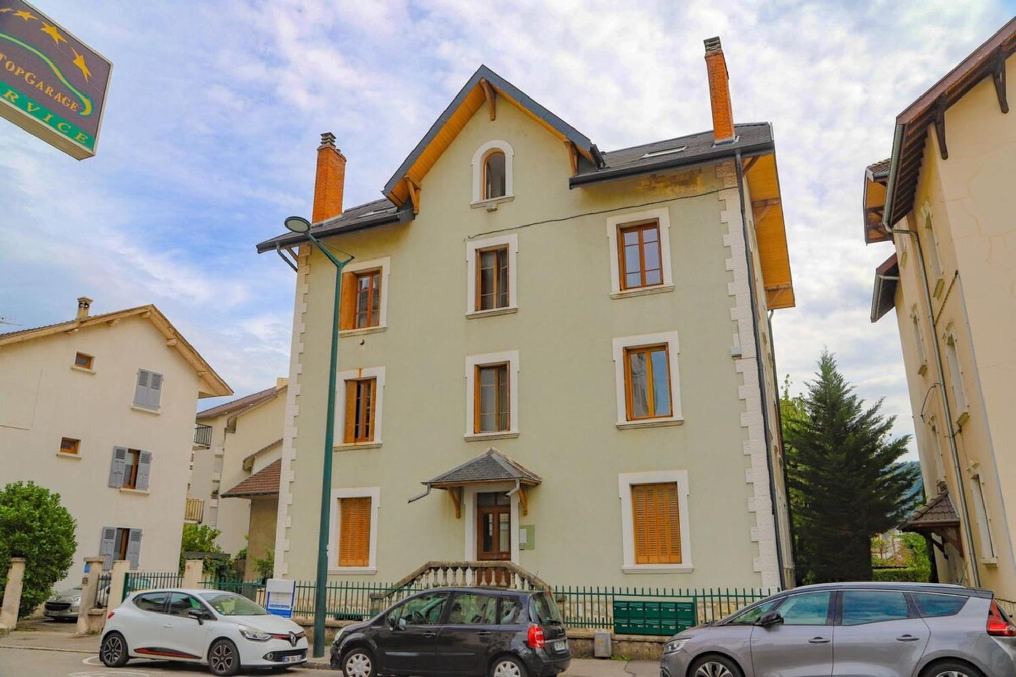 Le Petit Plus - Studio Confortable Avec Parking Appartement