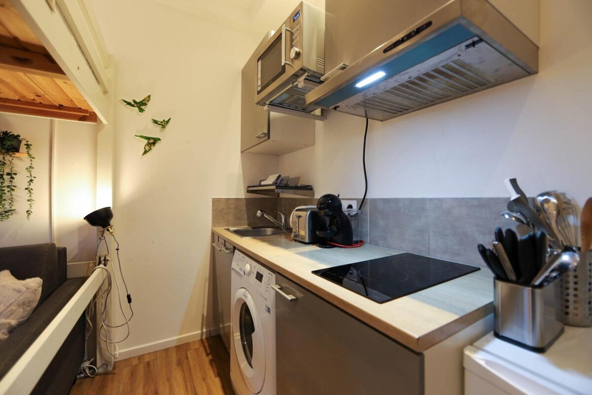 Le Petit Plus - Studio Confortable Avec Parking Appartement