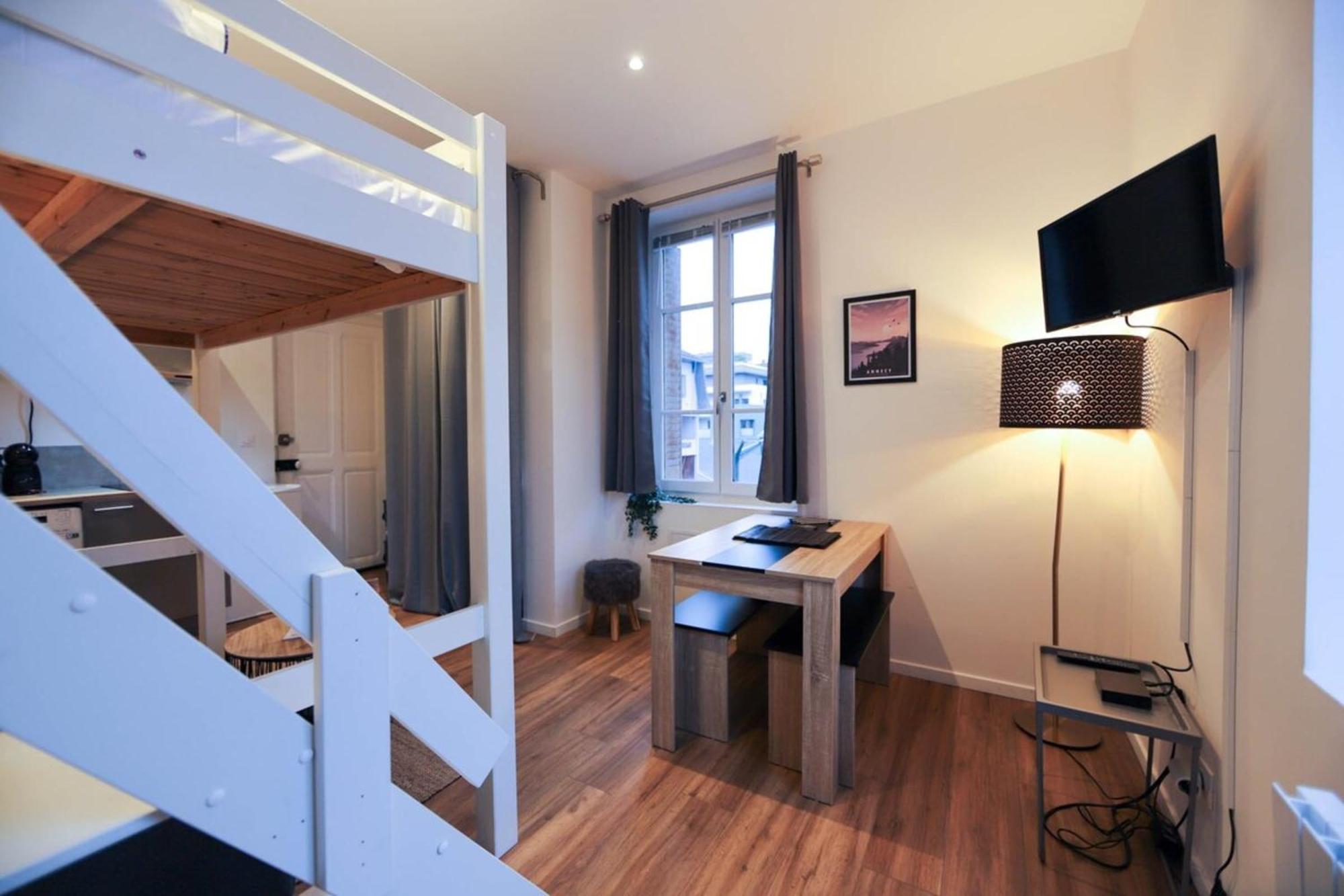 Appartement Le Petit Plus - Studio Confortable Avec Parking *