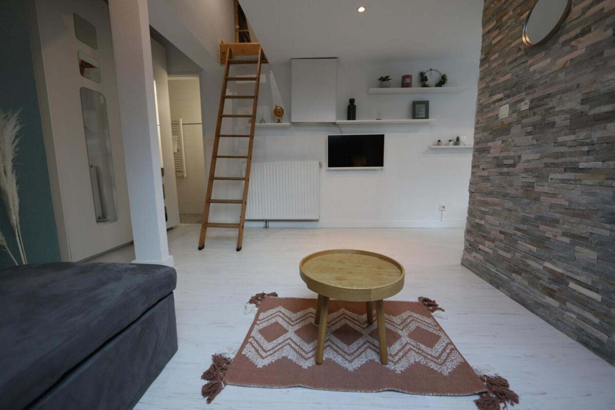 A Little Nest At The Floor Apartment Annecy