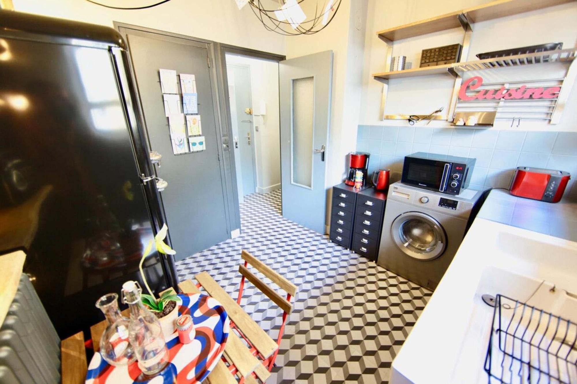 Apartment Le Cocon Colore - Centre - 50m De La Gare *