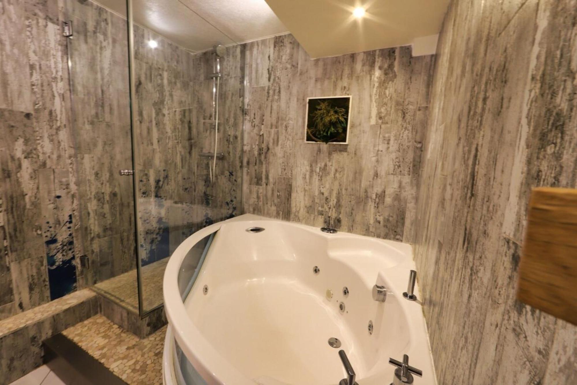 Appartement Le Cocon - Jacuzzi Et Sauna En Vieille