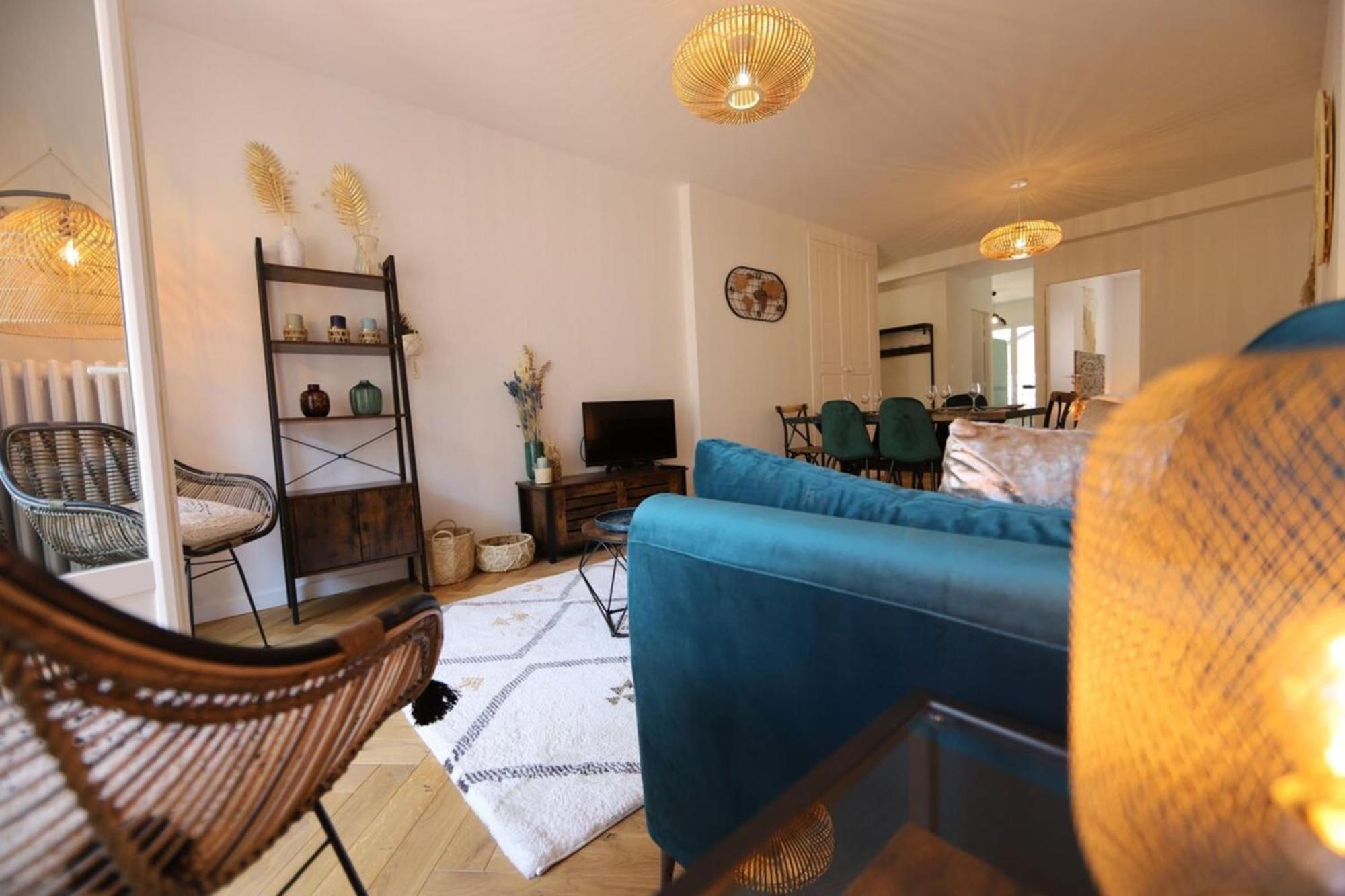 Cozy Along The River - Downtown & Terrace - 4 Apartment *