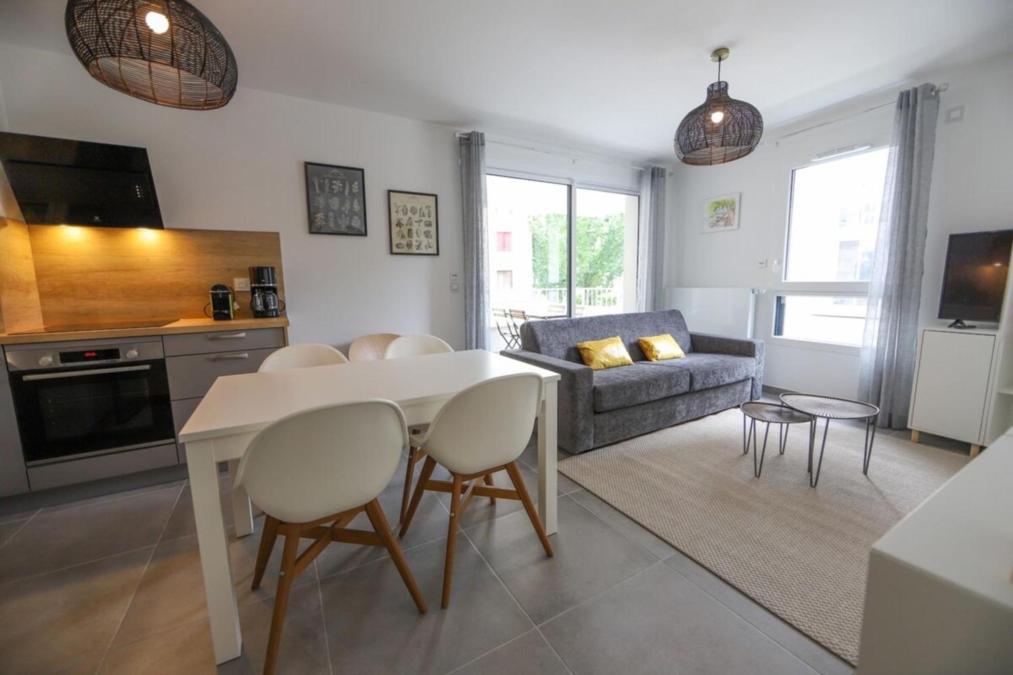 Le - 1-bedroom With Private Garage Annecy