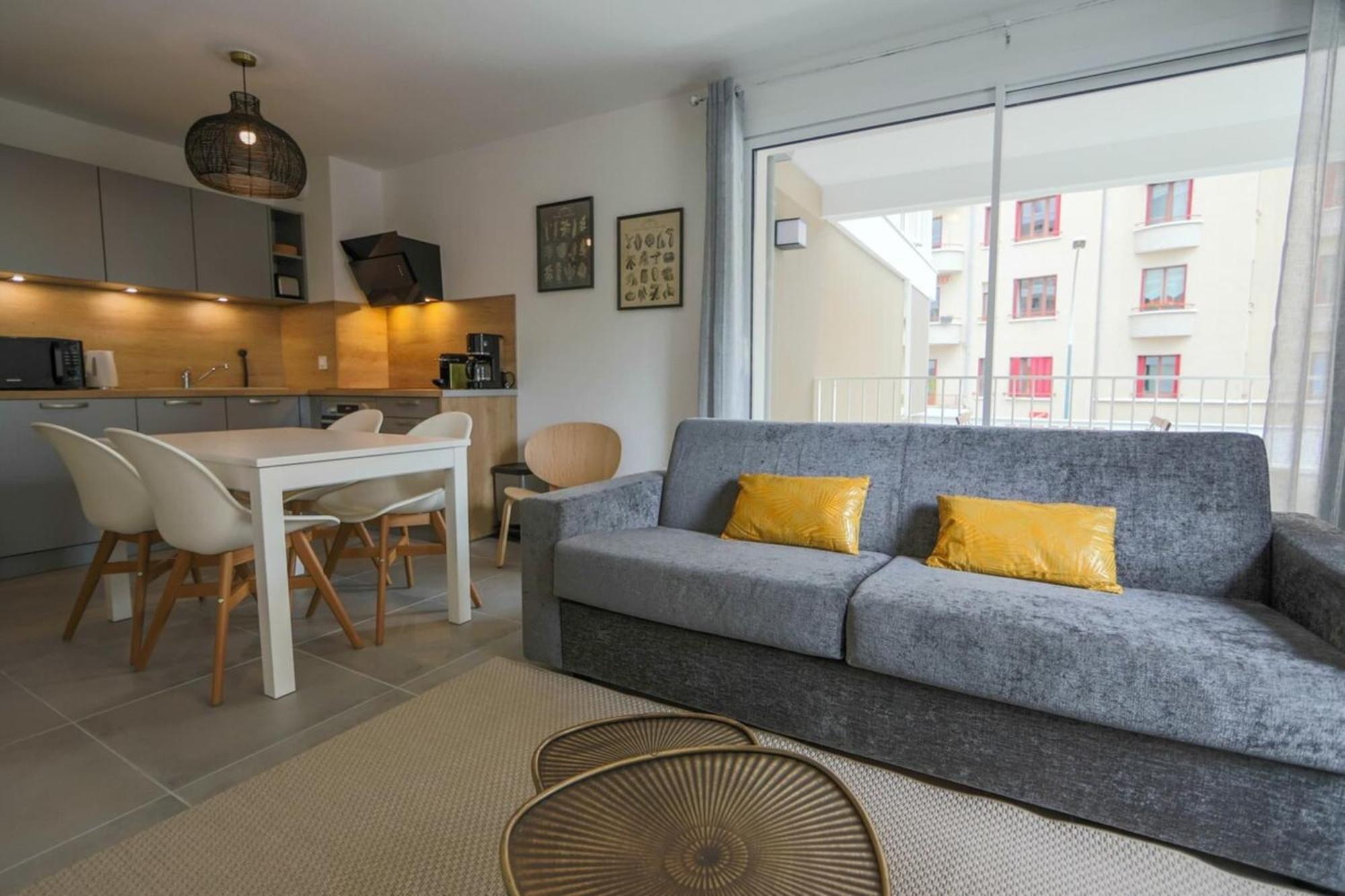 Le - 1-bedroom With Private Garage Apartment Annecy