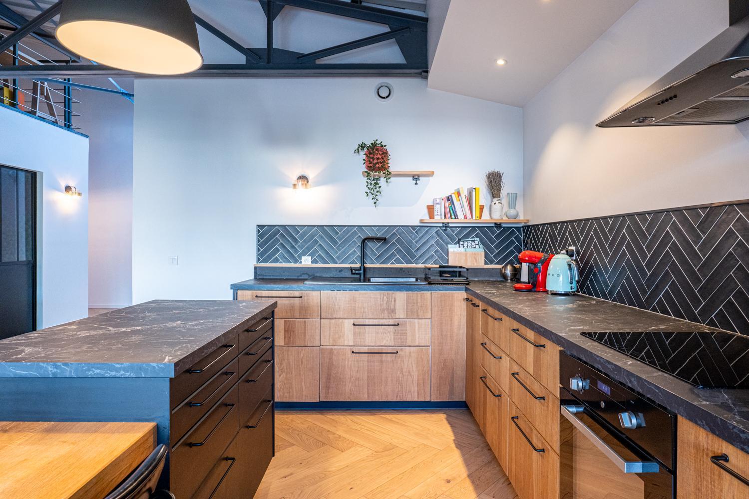 Loft Story In *
