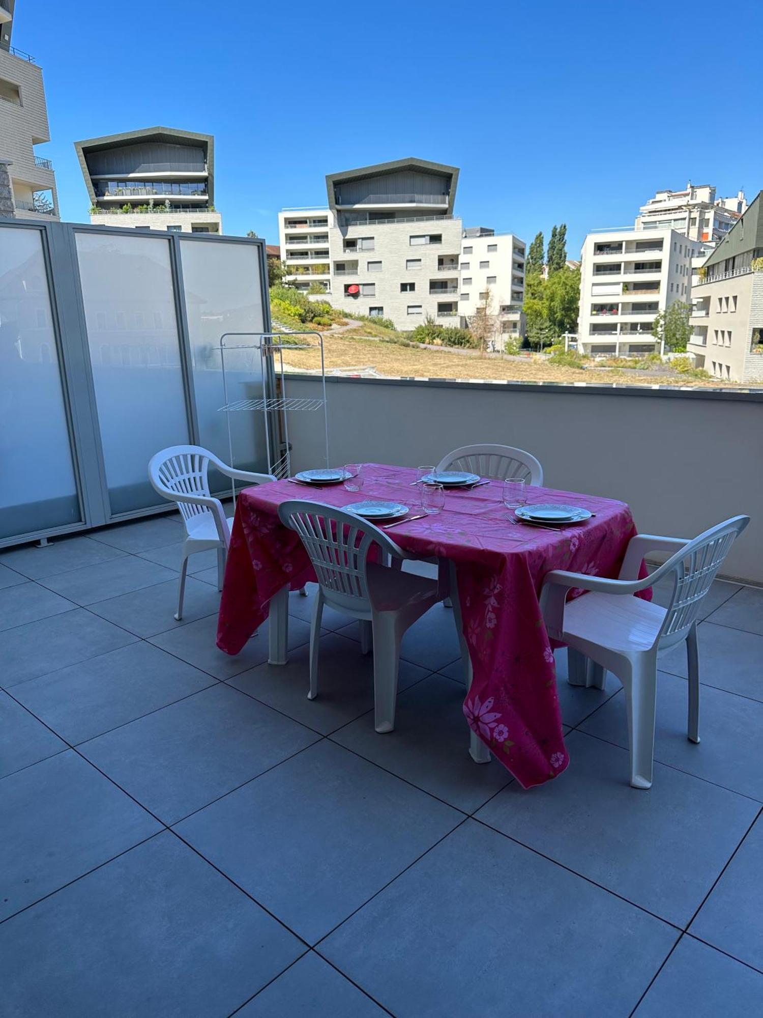 Apartment A La Belle Quatrieme Etoile Annecy