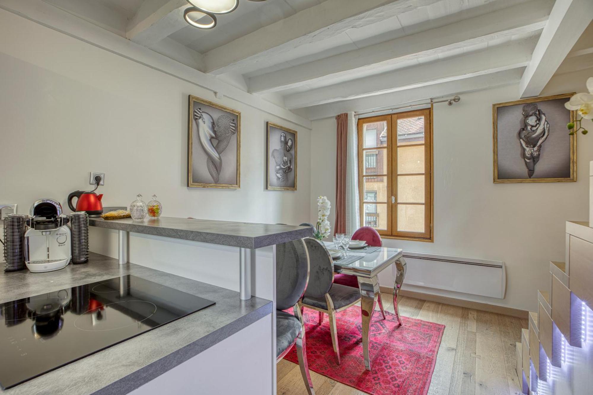 Apartment Passage Des Bains *