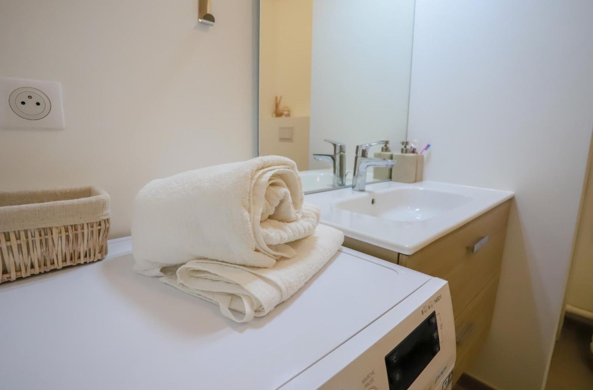 Apartment Gambetta Calme Et Confort Avec Balcon A *
