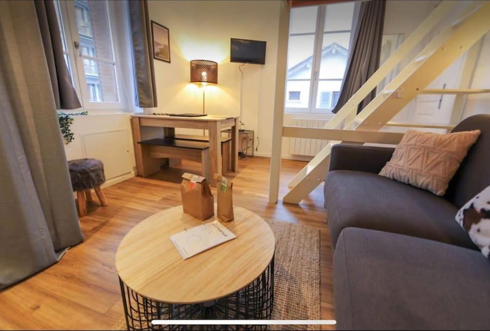 Escape - With Private Parking Apartment *