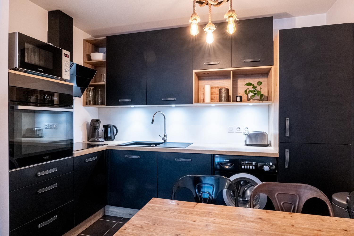 L'elegance : Grande Chambre/stationnement Apartment *