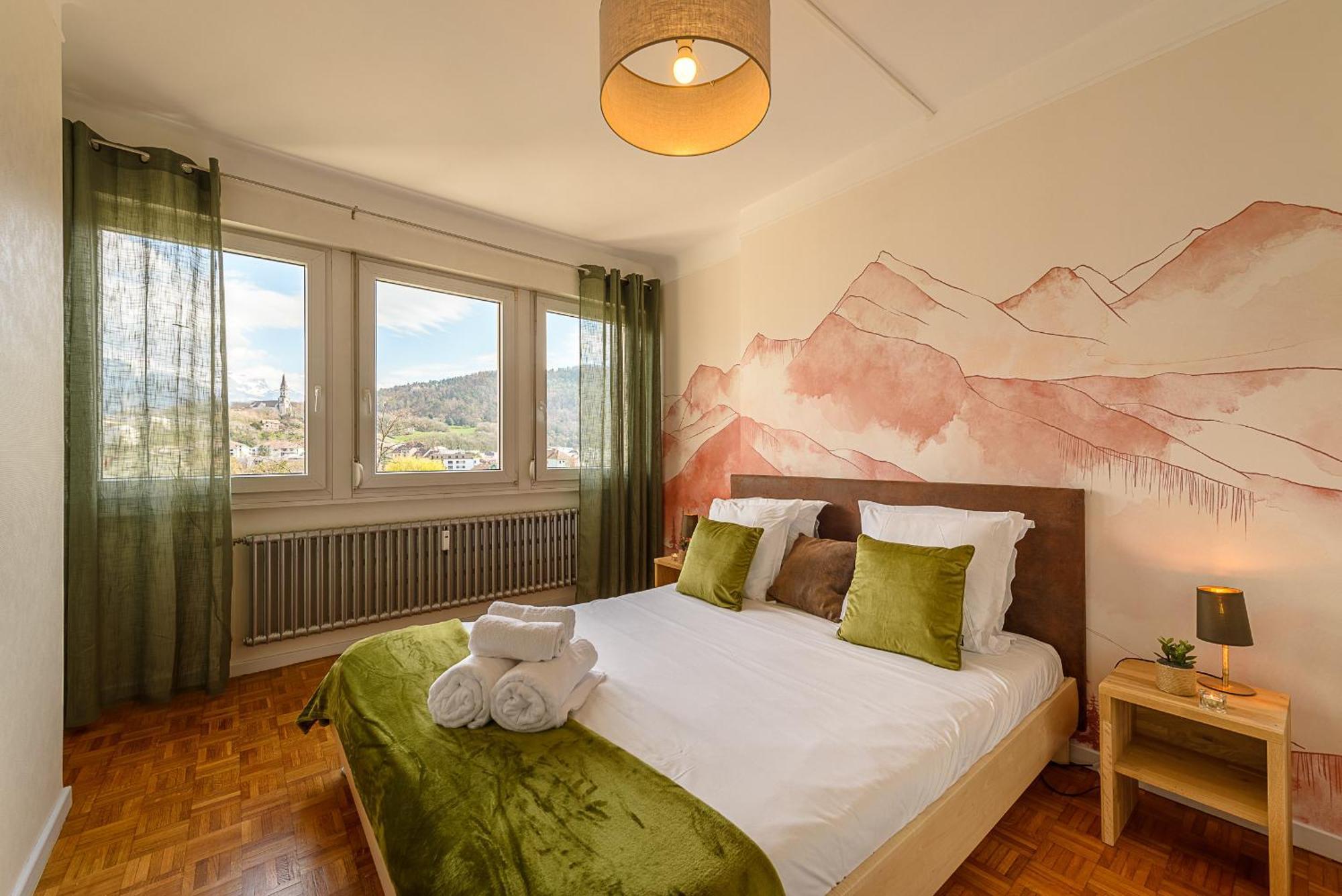 L'explorer, Vue Chateau Et Visitation, Exclusivite Lla Selections By Location *