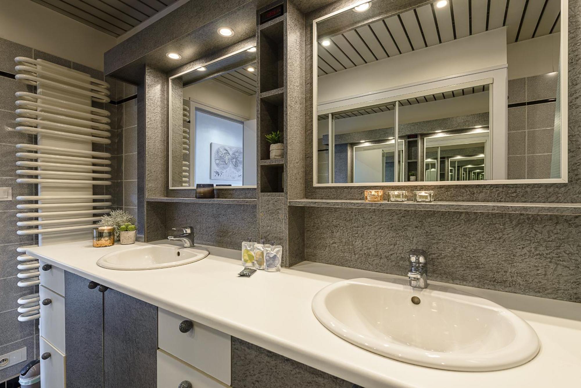 Apartment L'explorer, Vue Chateau Et Visitation, Exclusivite Lla Selections By Location *