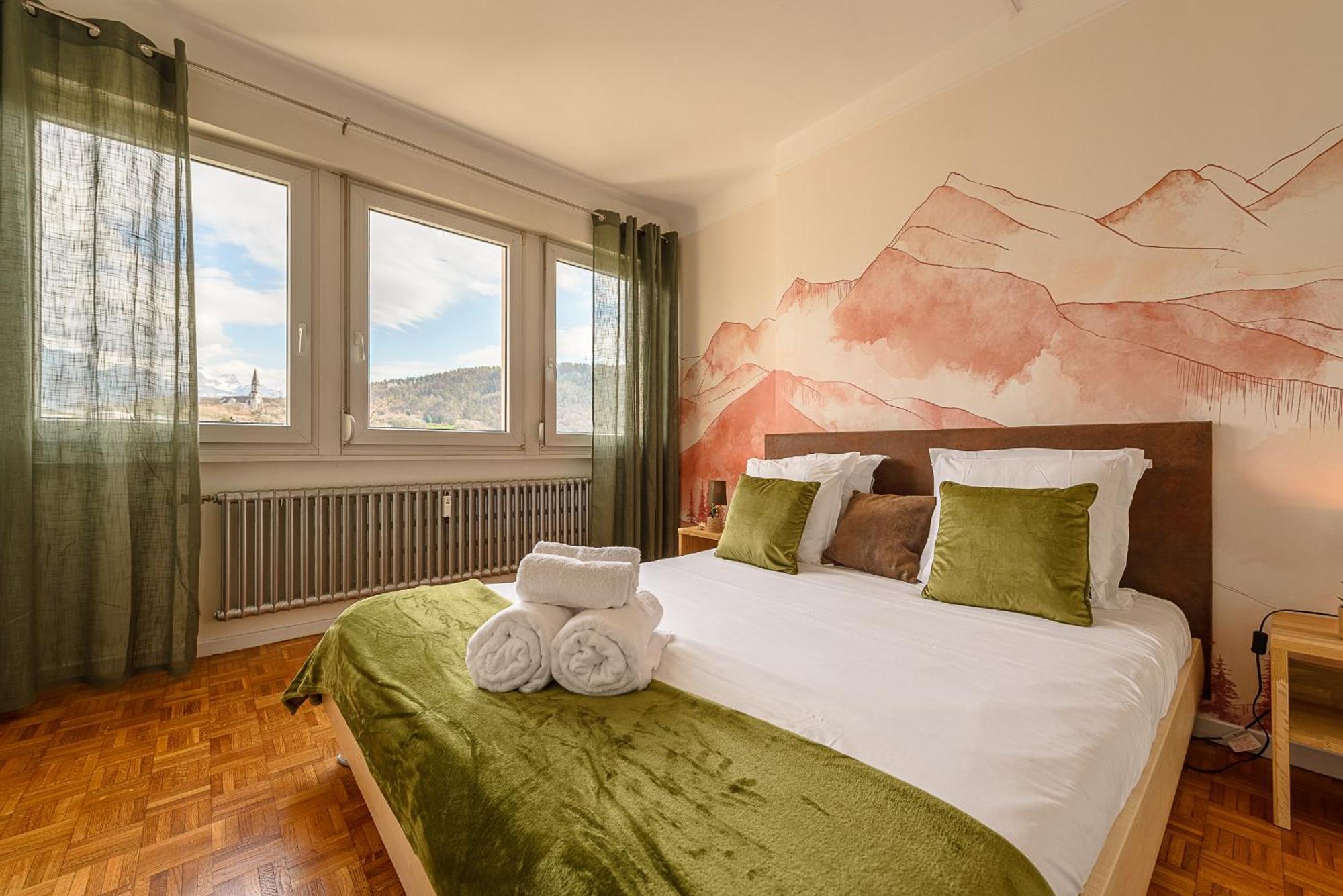 L'explorer, Vue Chateau Et Visitation, Exclusivite Lla Selections By Location Apartment *