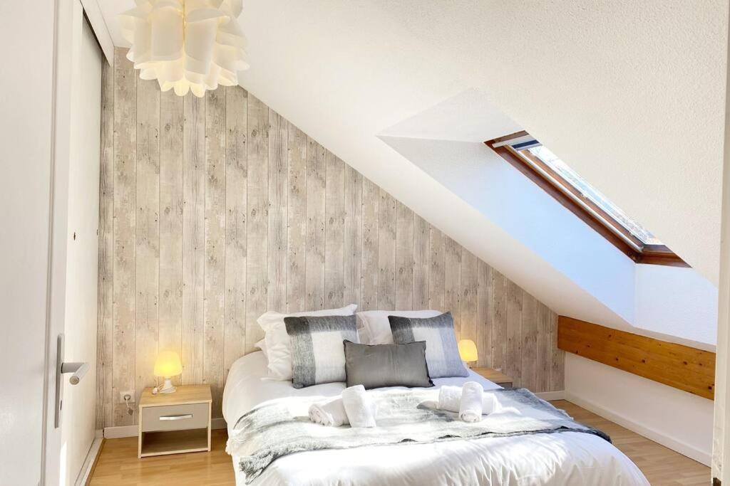 L'orme • Duplex Au Bord Du Canal Annecy