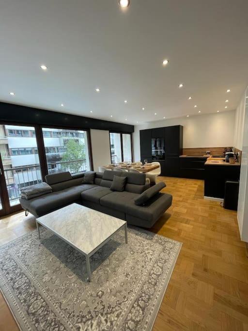 Apartment Centre-ville: 3 Couchages, Parking Annecy
