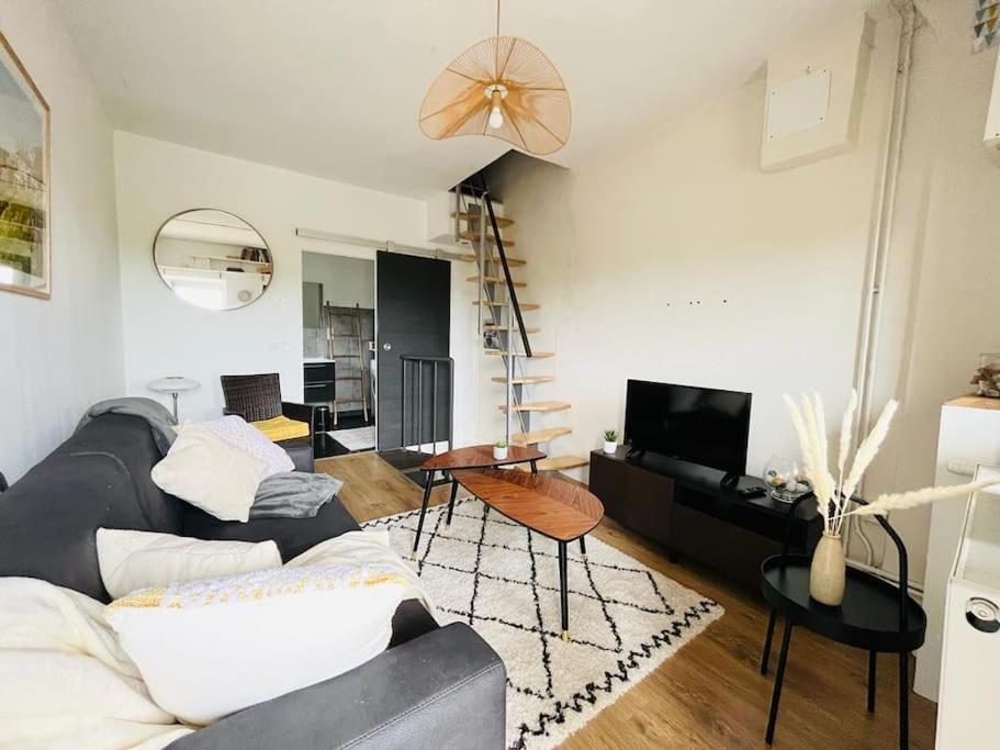 Charmante Maisonnette Avec Terrasse Et Jolie Vue - 5 Min A Pied Du Annecy