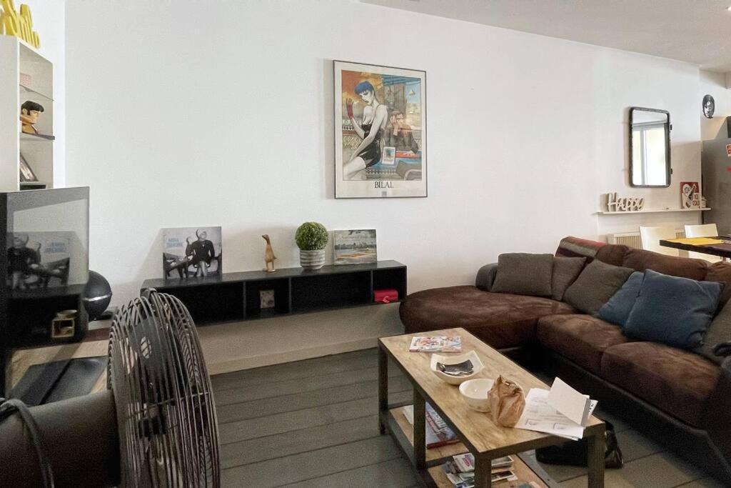 Sur Le Thiou, Cosy 2 Pers, En Vieille Apartment *