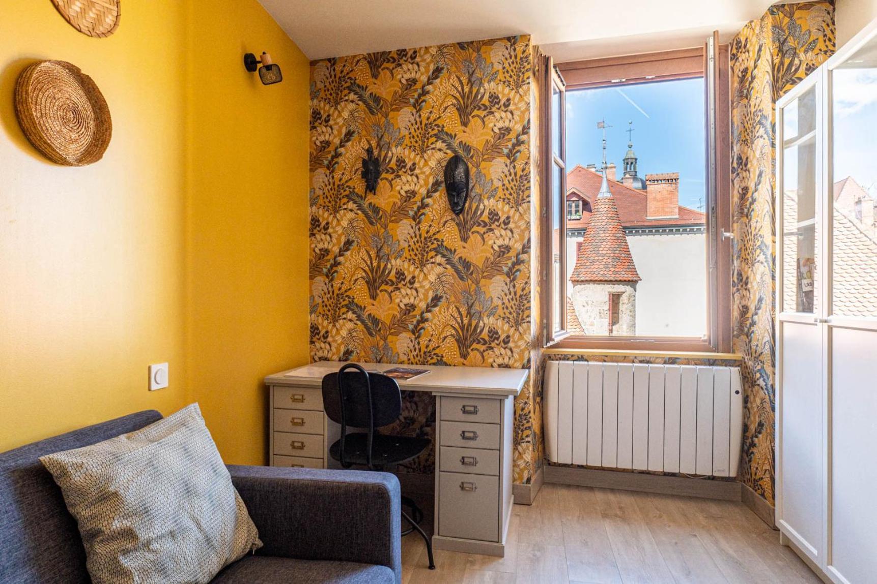 Apartment L'isle Perriere - Chambre-balcon-vue *