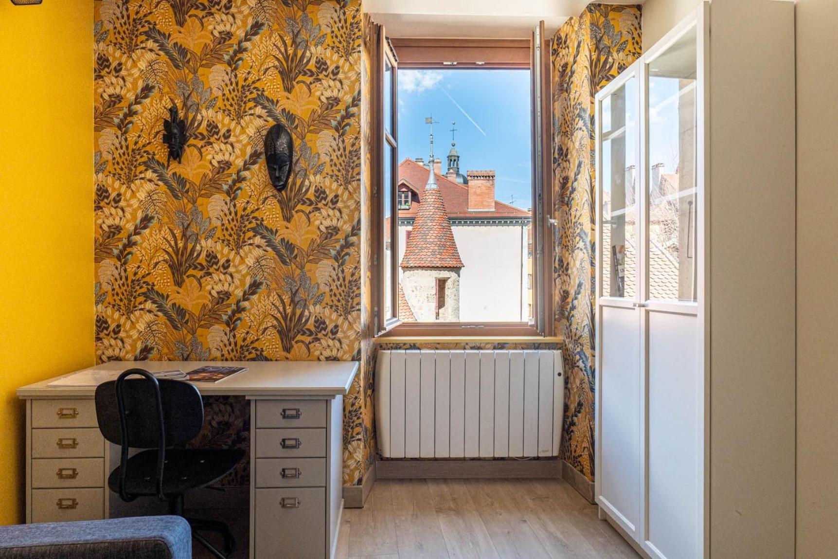 L'isle Perriere - Chambre-balcon-vue Apartment