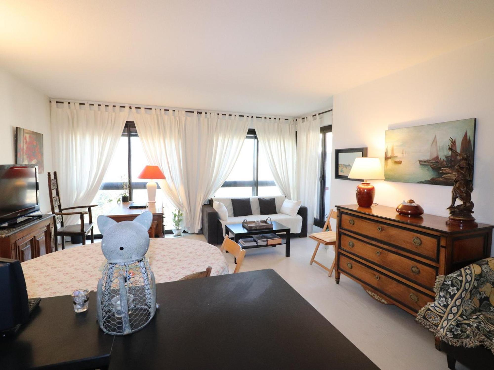 T2 De 60m² A Annecy-le-vieux, Grande Terrasse Amenagee, Proche Et Commerces - Fr-1-432-74 Apartment *