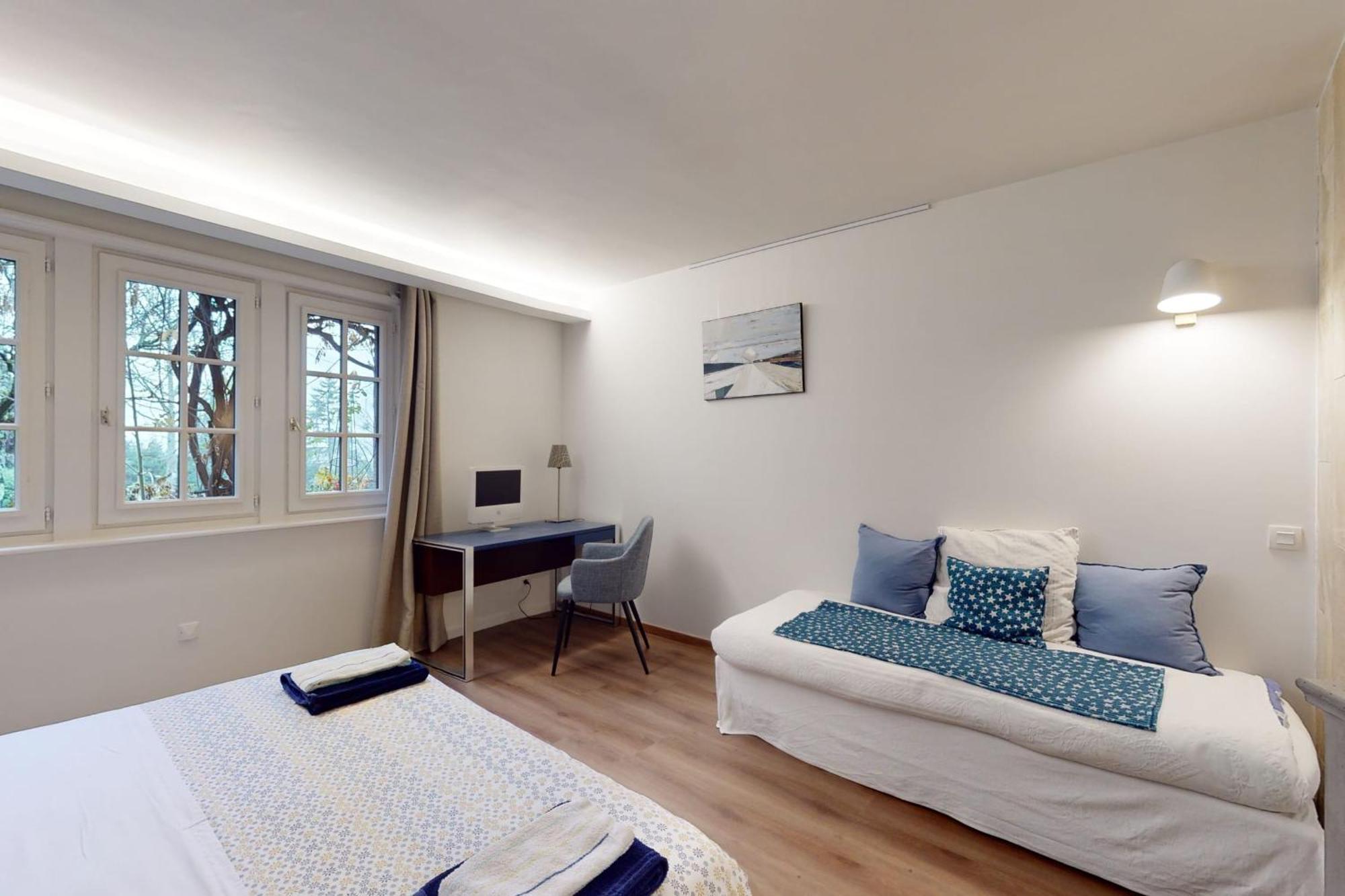 - Beautiful Quiet T3 For 4 People *