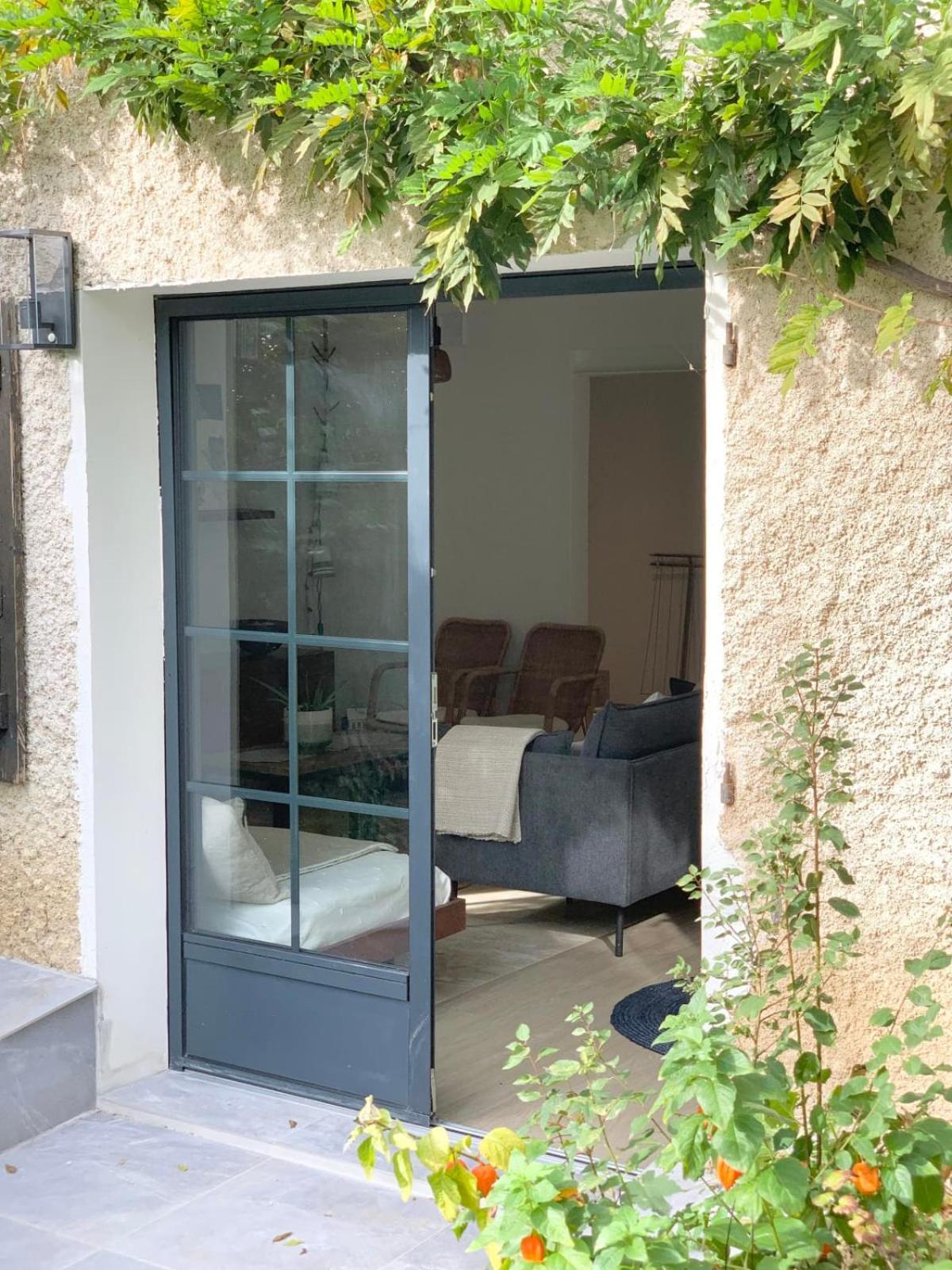 - Beautiful Quiet T3 For 4 People