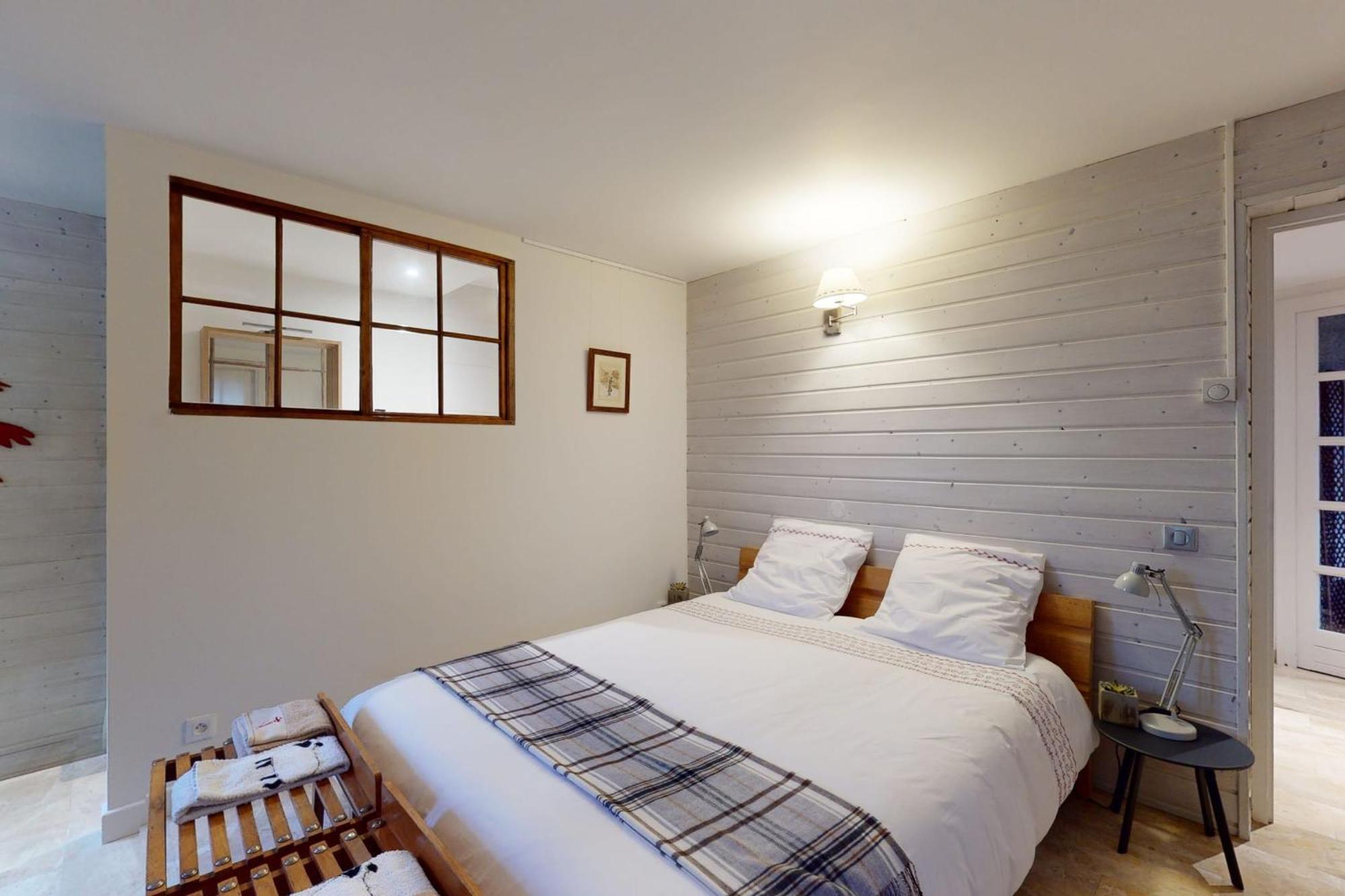 - Beautiful Quiet T3 For 4 People