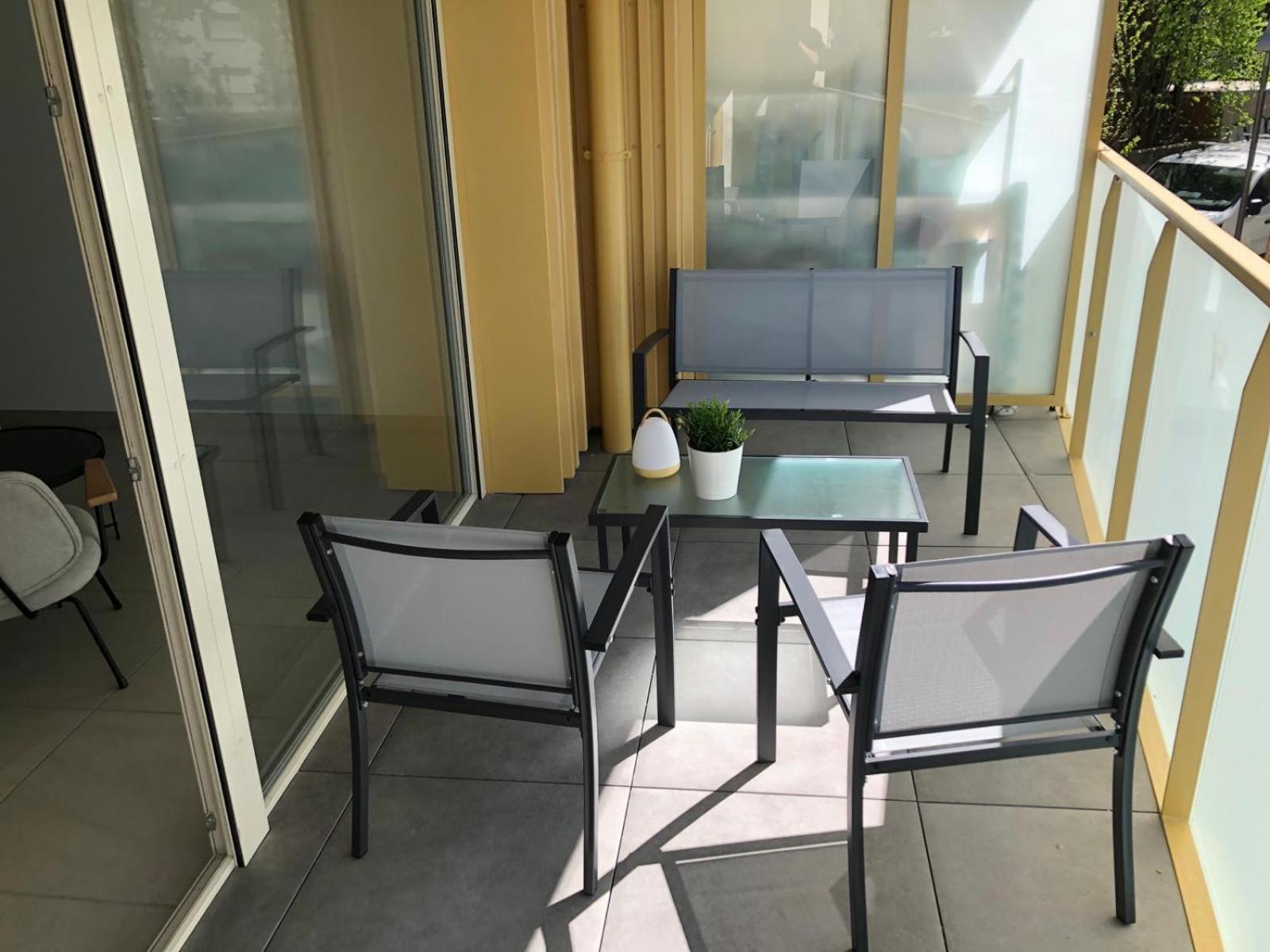 T2 - 1 Ch - Garage Prive - Balcon - 15 Min Du