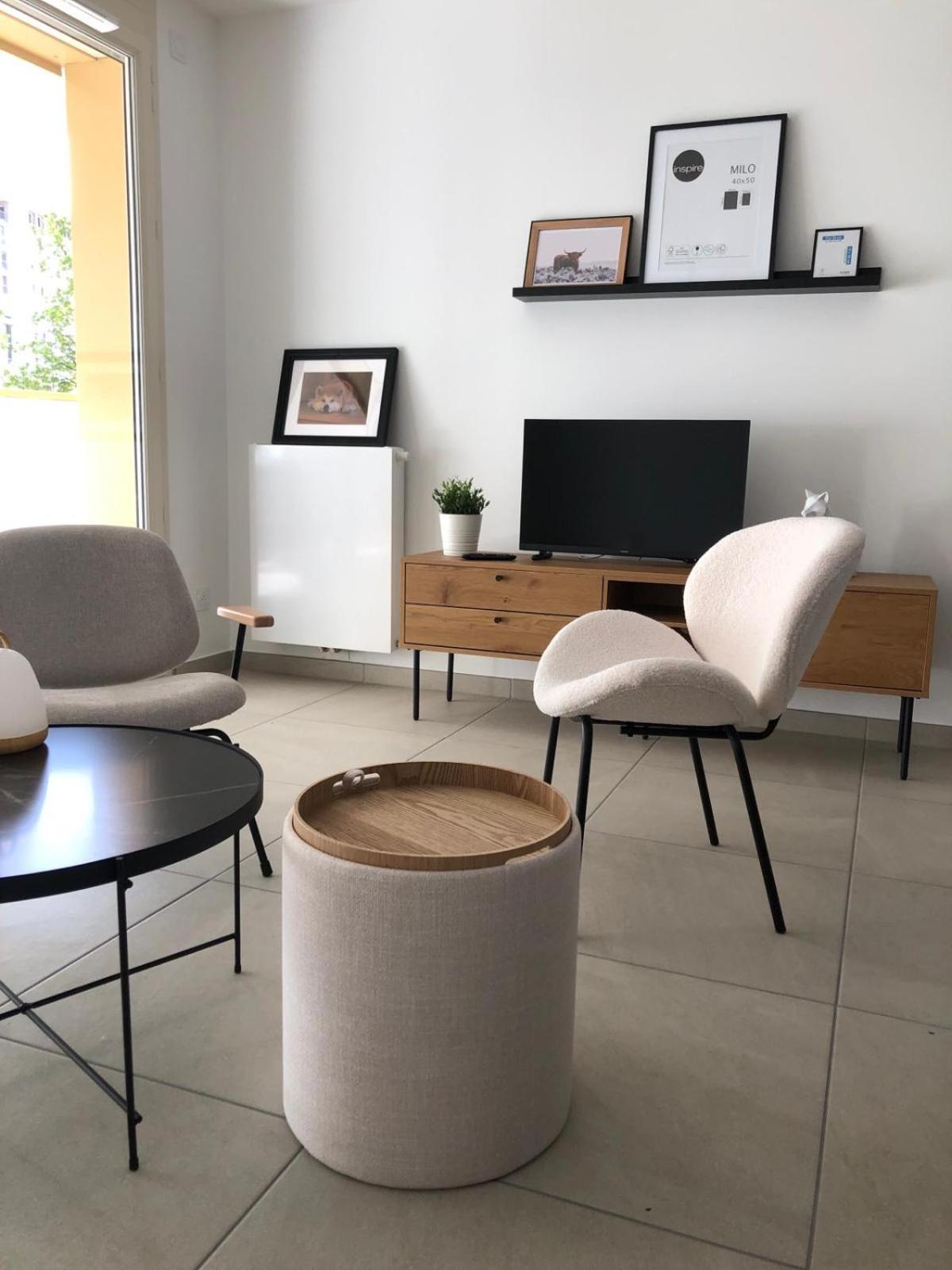 T2 - 1 Ch - Garage Prive - Balcon - 15 Min Du Apartment Annecy