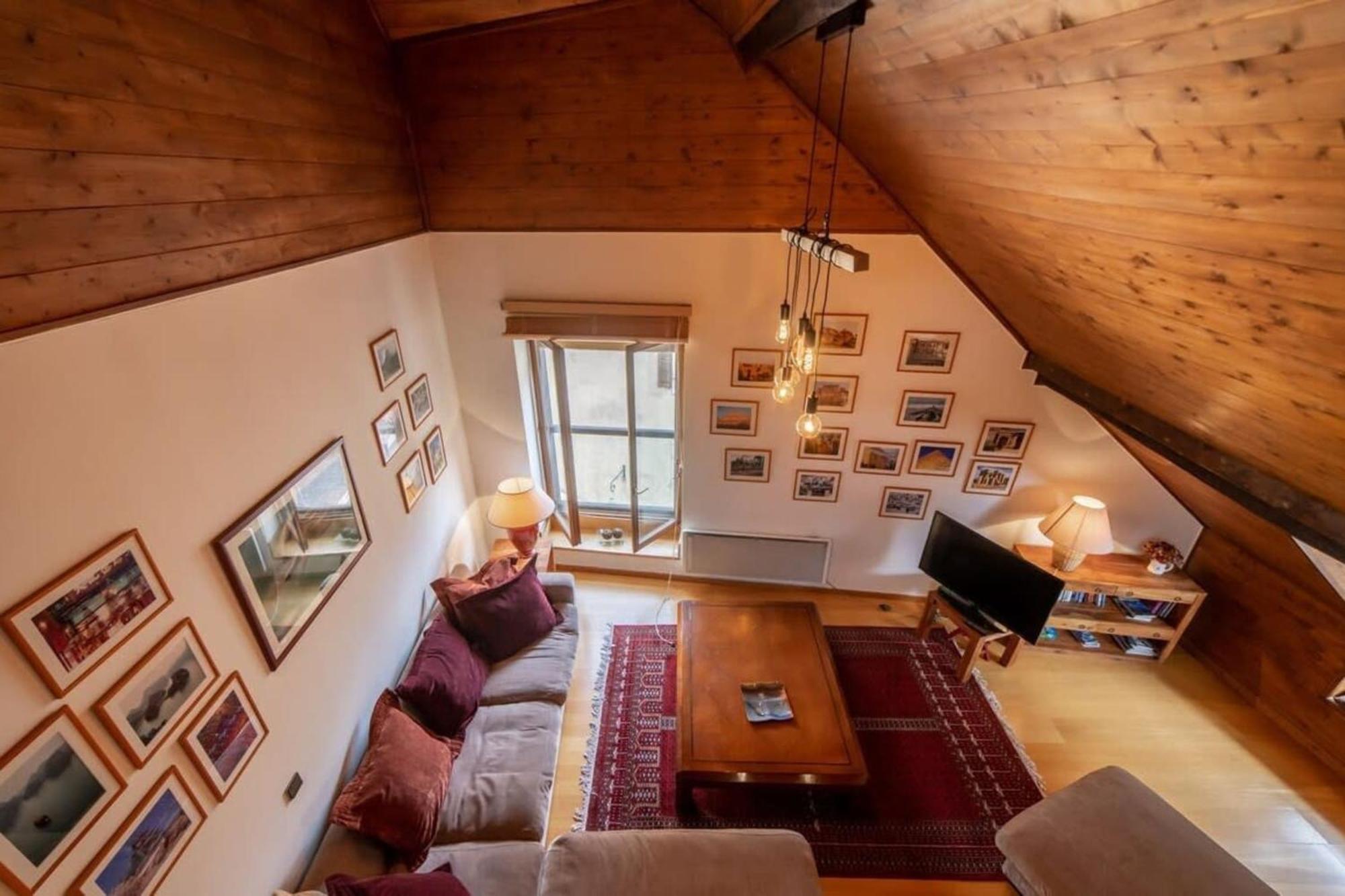 Bacchus Furnished Flat *