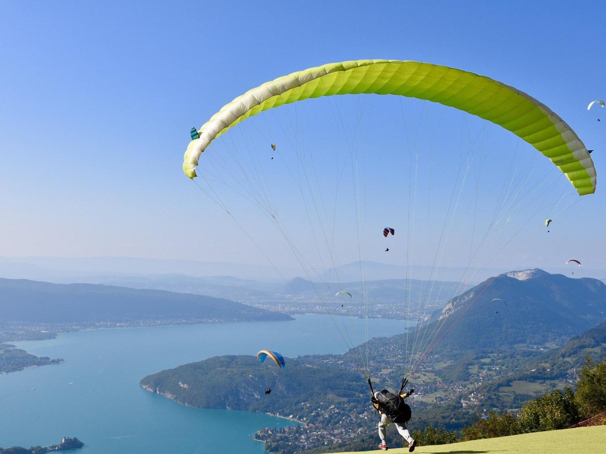 3 Pieces Renove, Proche Centre-ville D'annecy, Balcon Et Equipements Modernes - Fr-1-432-14 Annecy