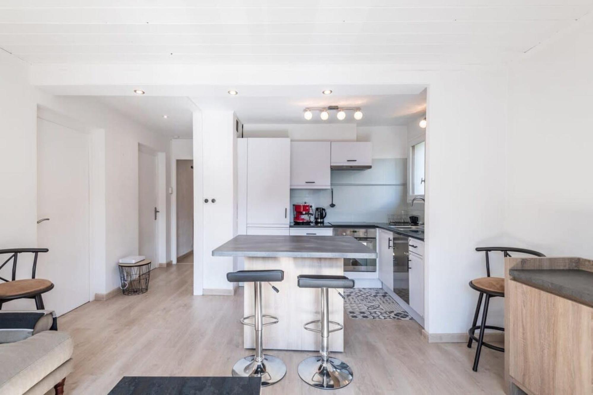 Apartment Cote Jourdil Furnished Flat