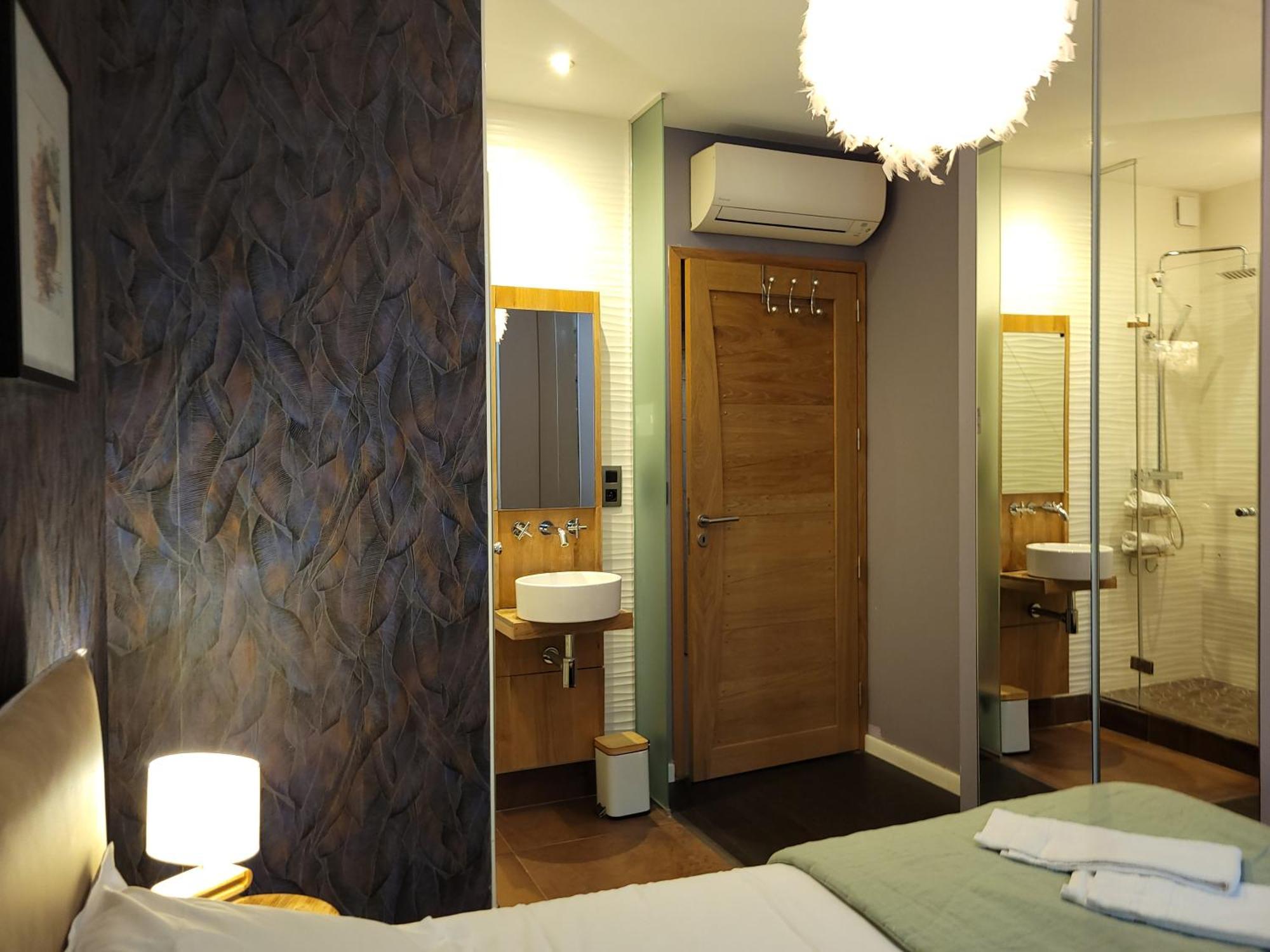 Apartment L'eau Vive Jacuzzi Et Sauna En Vieille 5 *