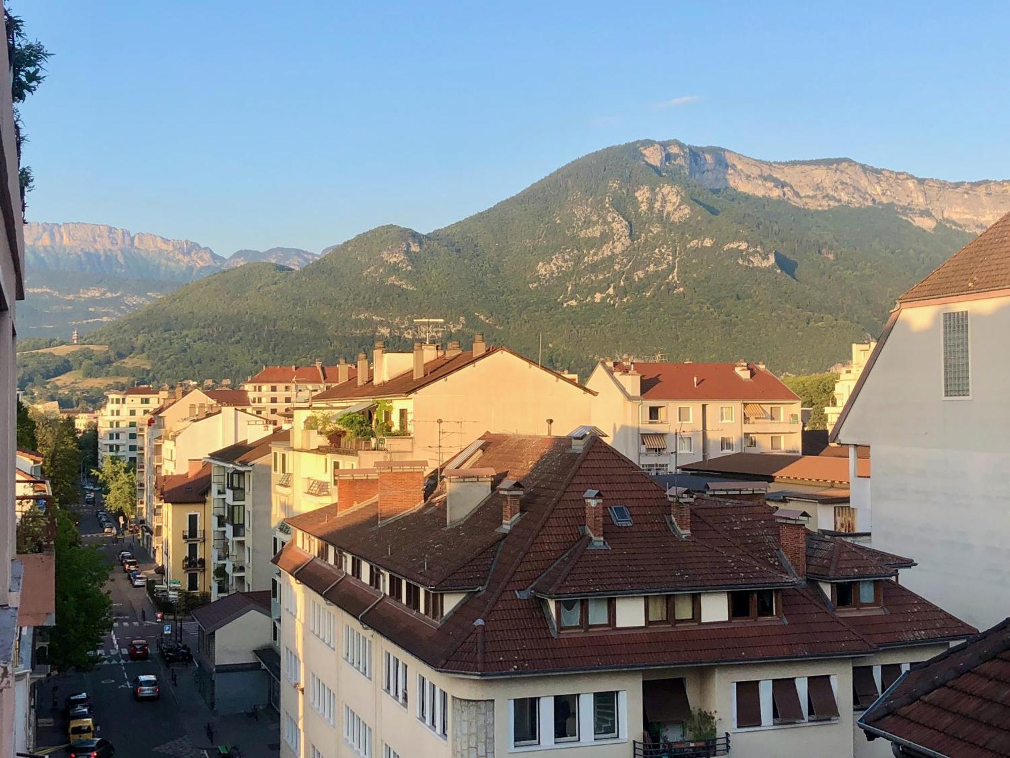 Le 21 Favre, Hyper Centre, 70 M², 2 Apartment *