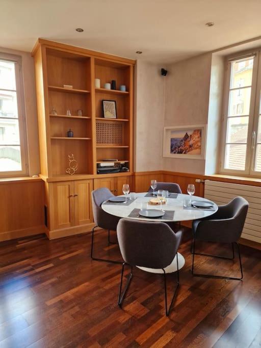 Centre Historique Parking Inclus Apartment Annecy
