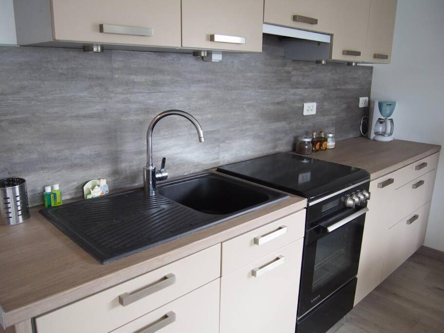 Cosy Parking Et Velos Gratuit Apartment *